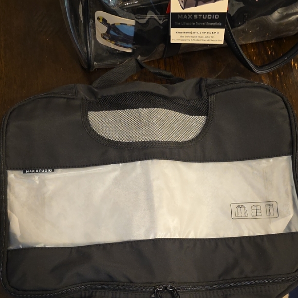 Max Studio Black Transparent Duffel Bag - Picture 5 of 12